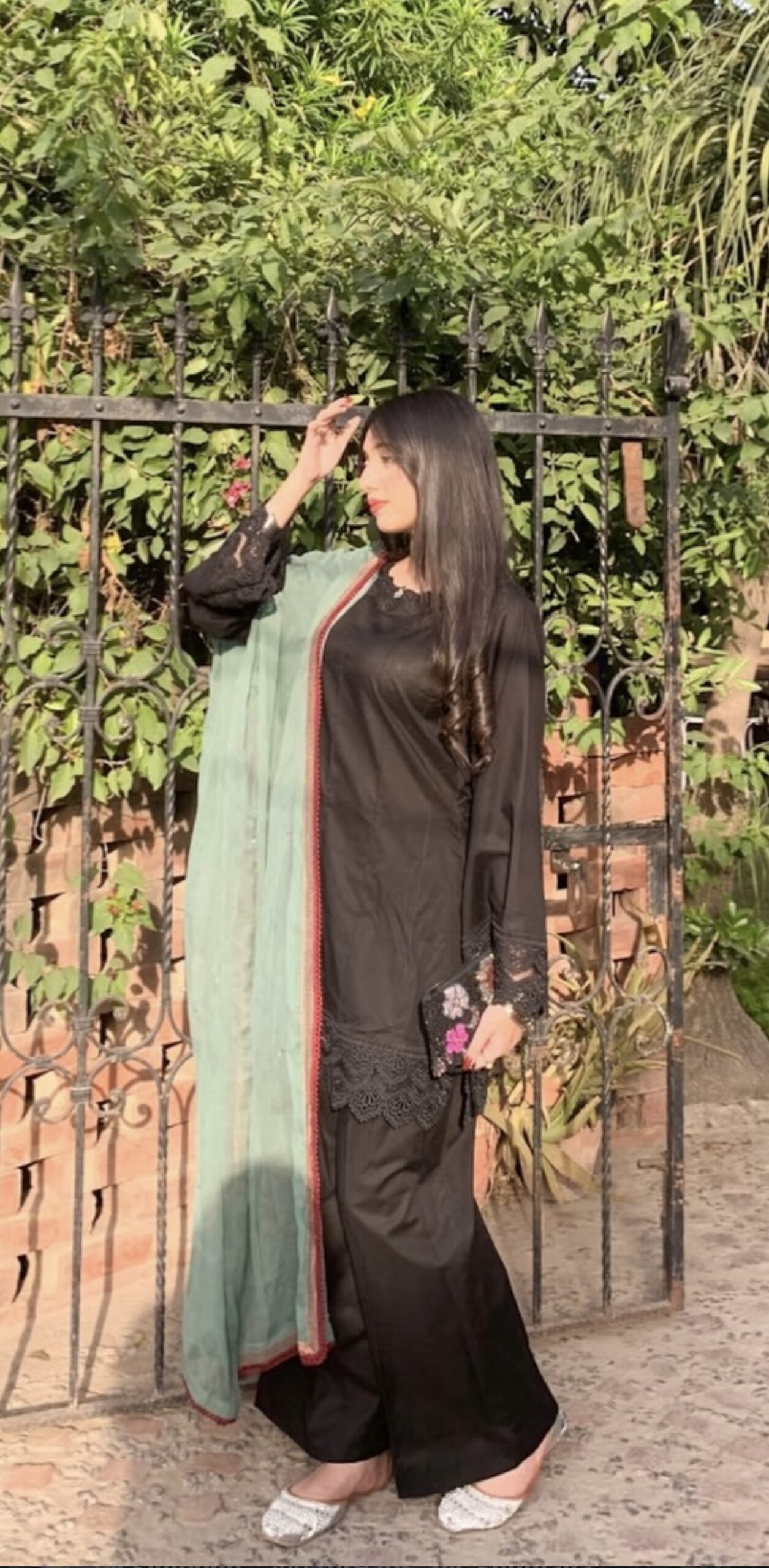 screenshot-9 Black - Image 1